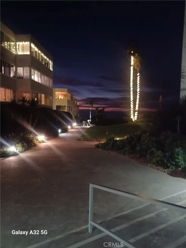 645 Paseo De La Playa #301 Redondo Beach, CA 90277