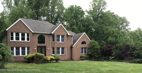 7 Clover Hill Road