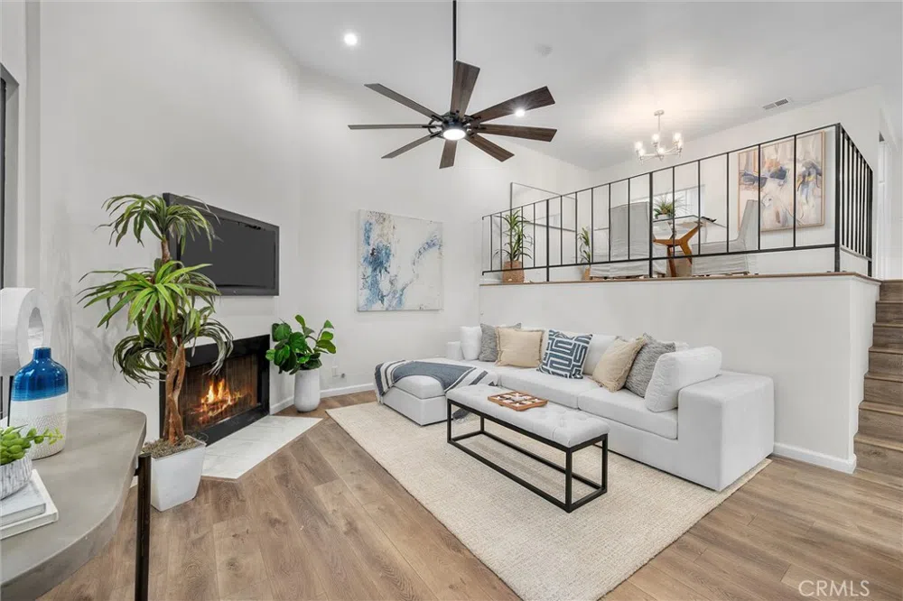 2304 Mathews Avenue #6