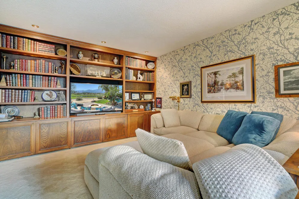 110 Columbia Drive Rancho Mirage, CA 92270