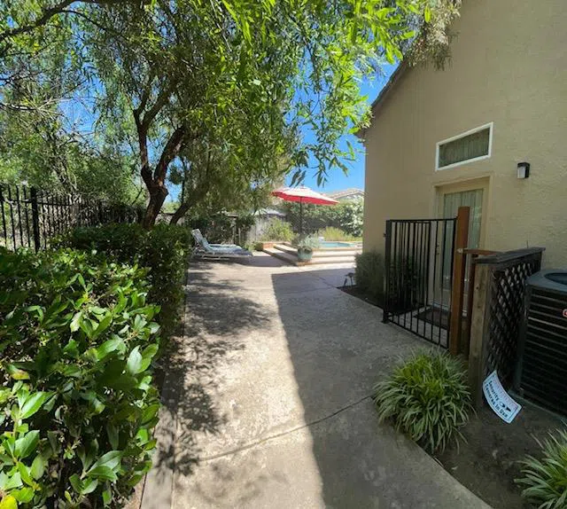 8551 Patrickswell Court Elk Grove, CA 95624