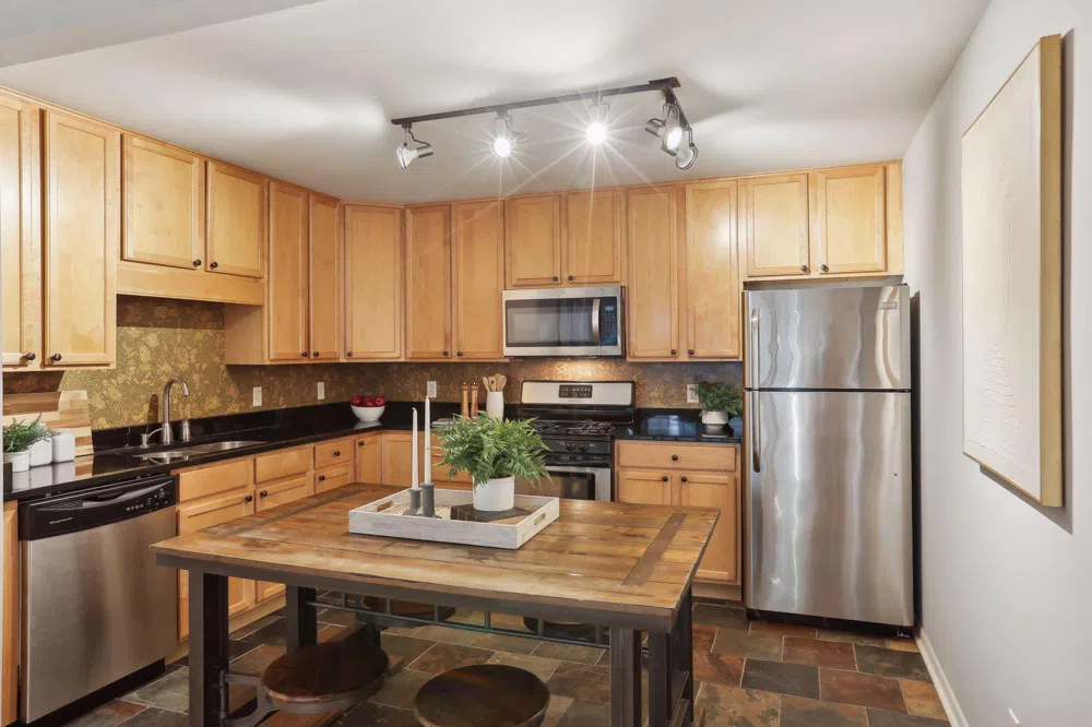 3215 Pillsbury Avenue S #107