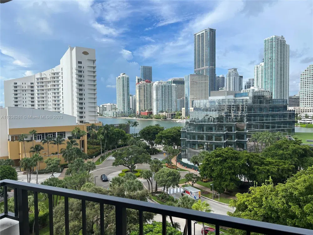 520 Brickell Key Dr #A917