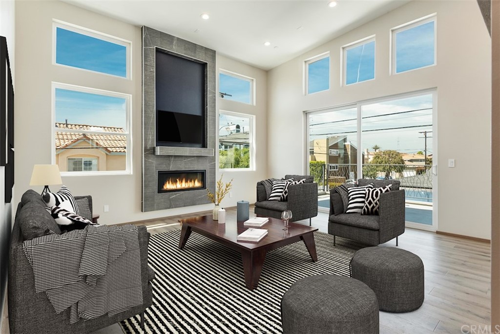 2304 Felton Lane Redondo Beach, CA 90278