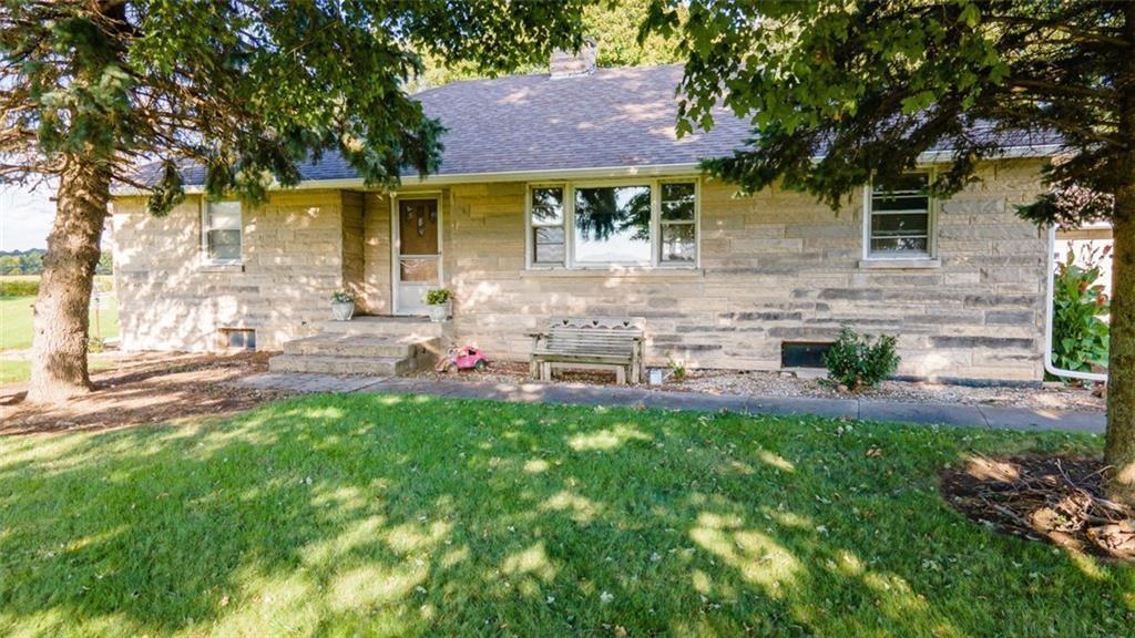 7430 N County Road 300 W Road