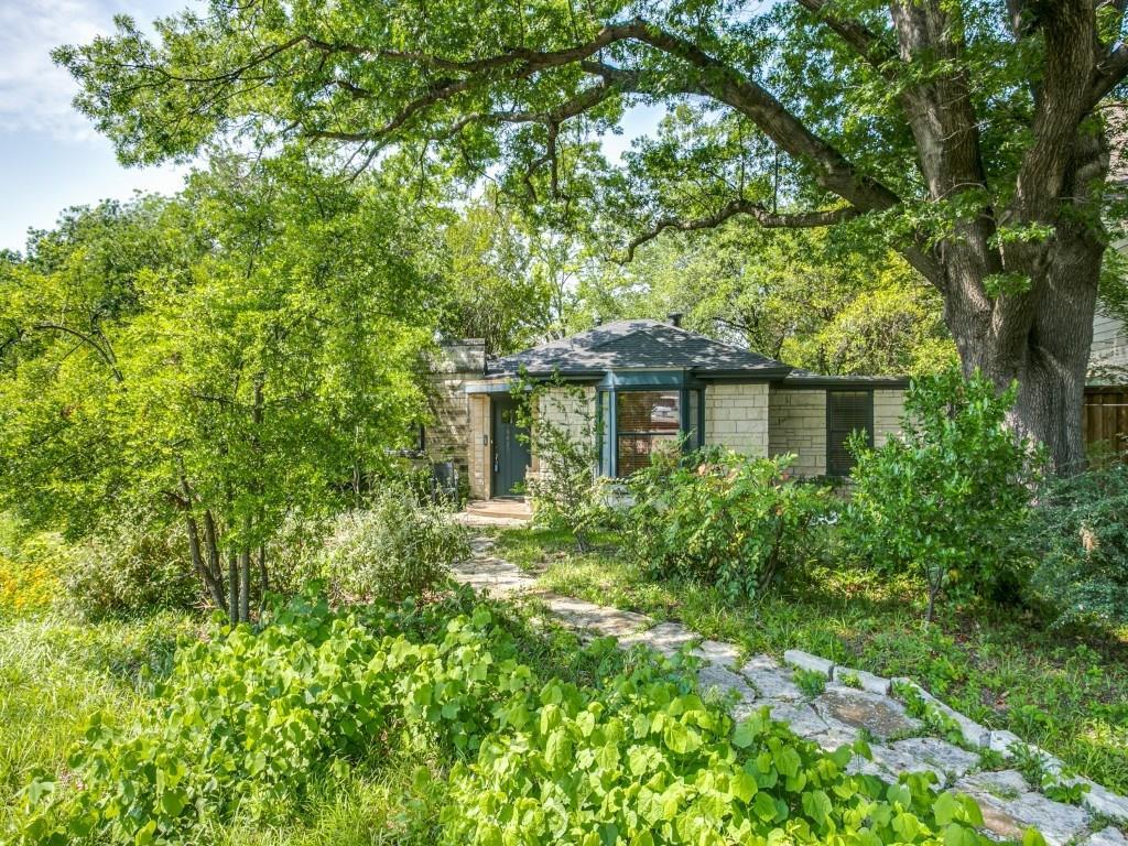 6427 Vickery Boulevard