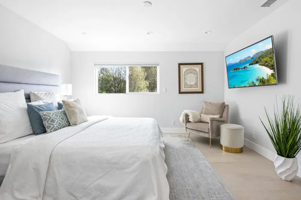 3405 Stoner Avenue Los Angeles, CA 90066