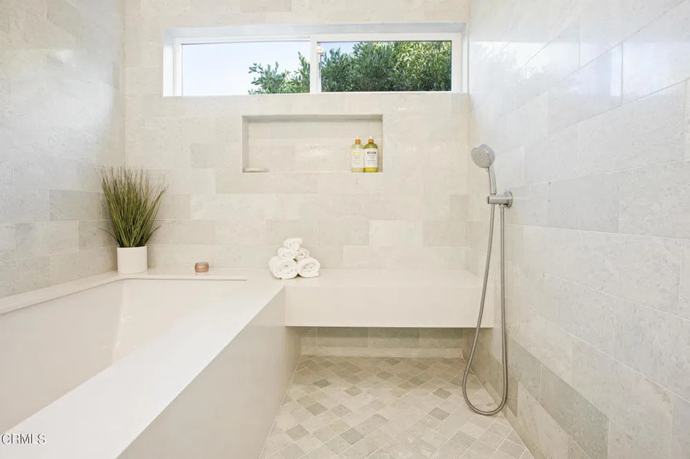3405 Stoner Avenue Los Angeles, CA 90066