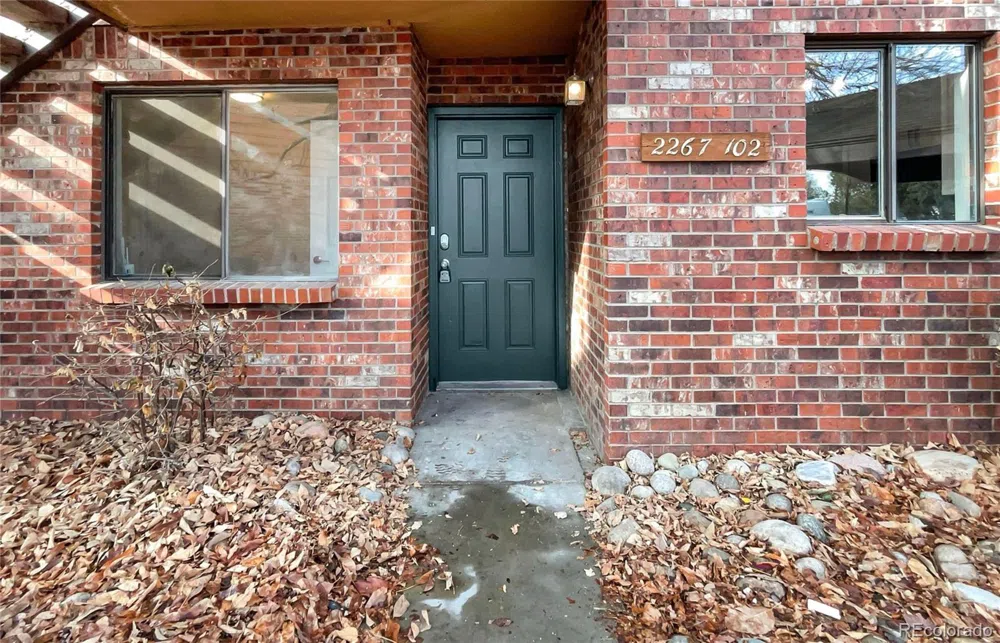 2267 S Buckley Road #102