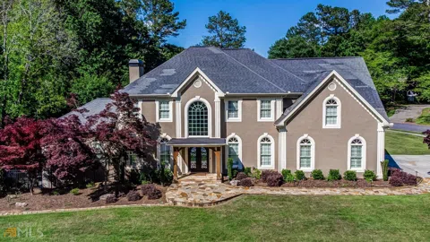 1006 Longwood Dr.