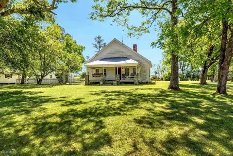 82 Duck Pond Road