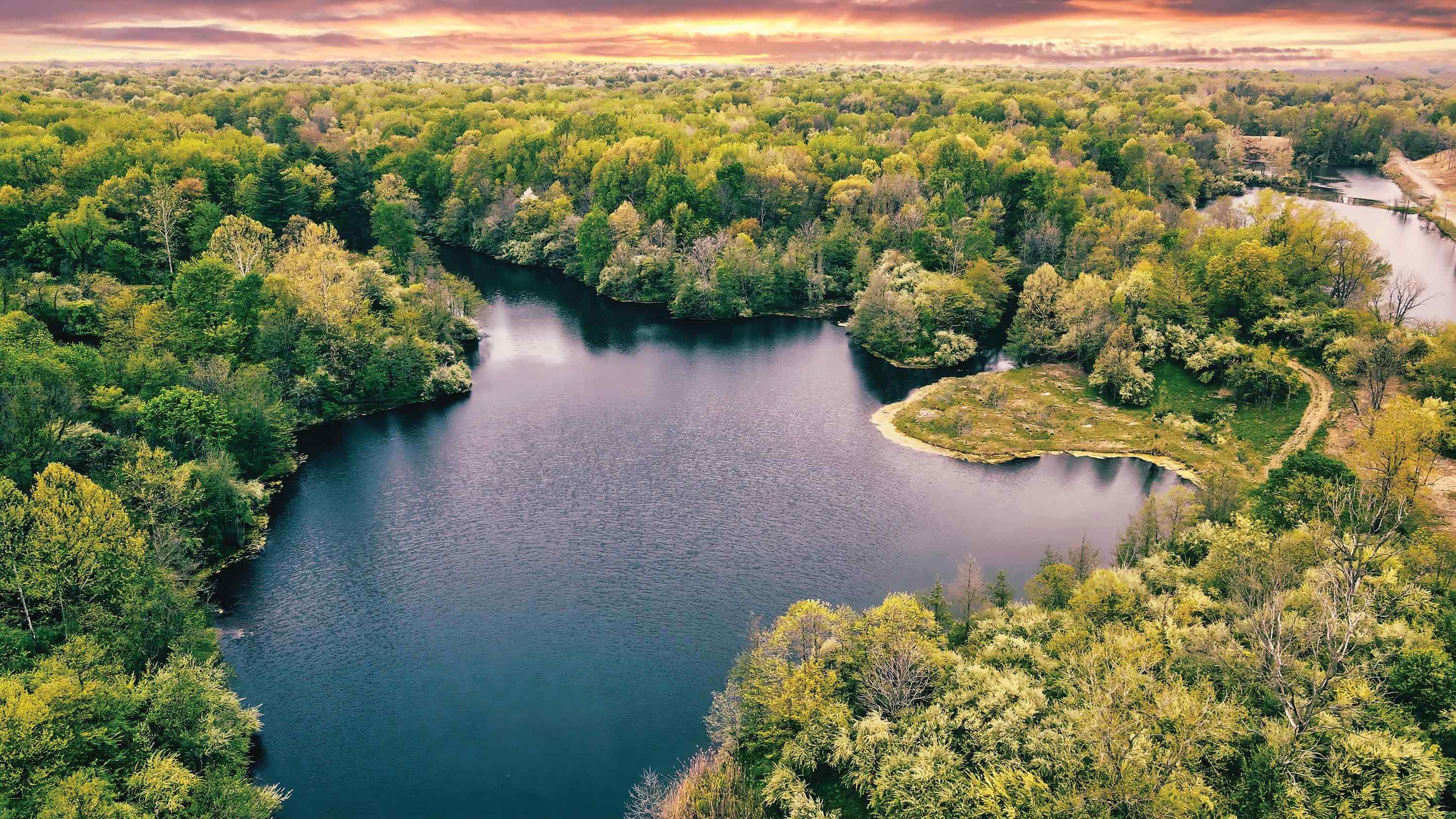 4498 Fairway View Drive