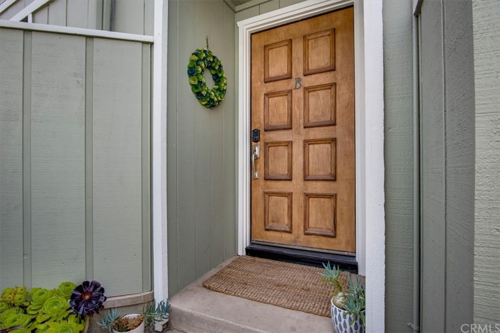 716 N Irena Avenue #B