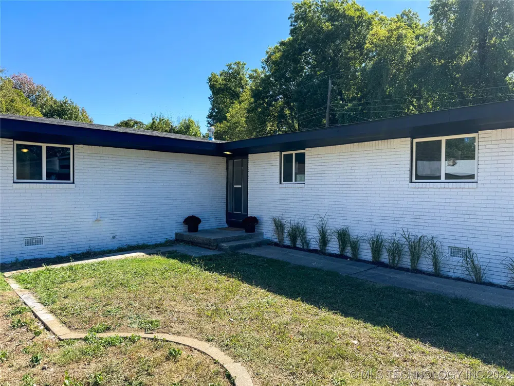 4207 Fleetwood Drive Bartlesville, OK 74006