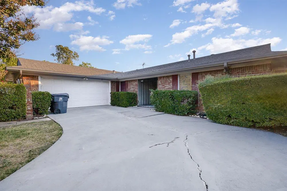 15645 Kingscrest Circle