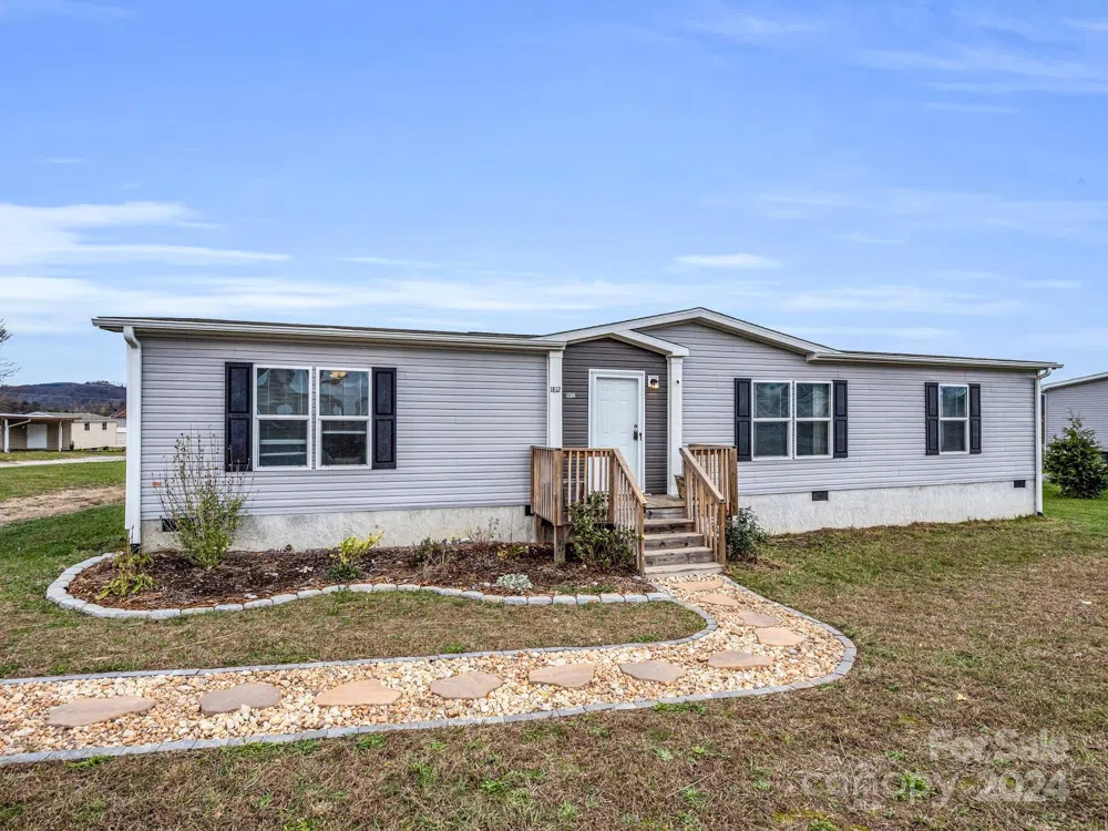 1812 Pilot Mountain Road