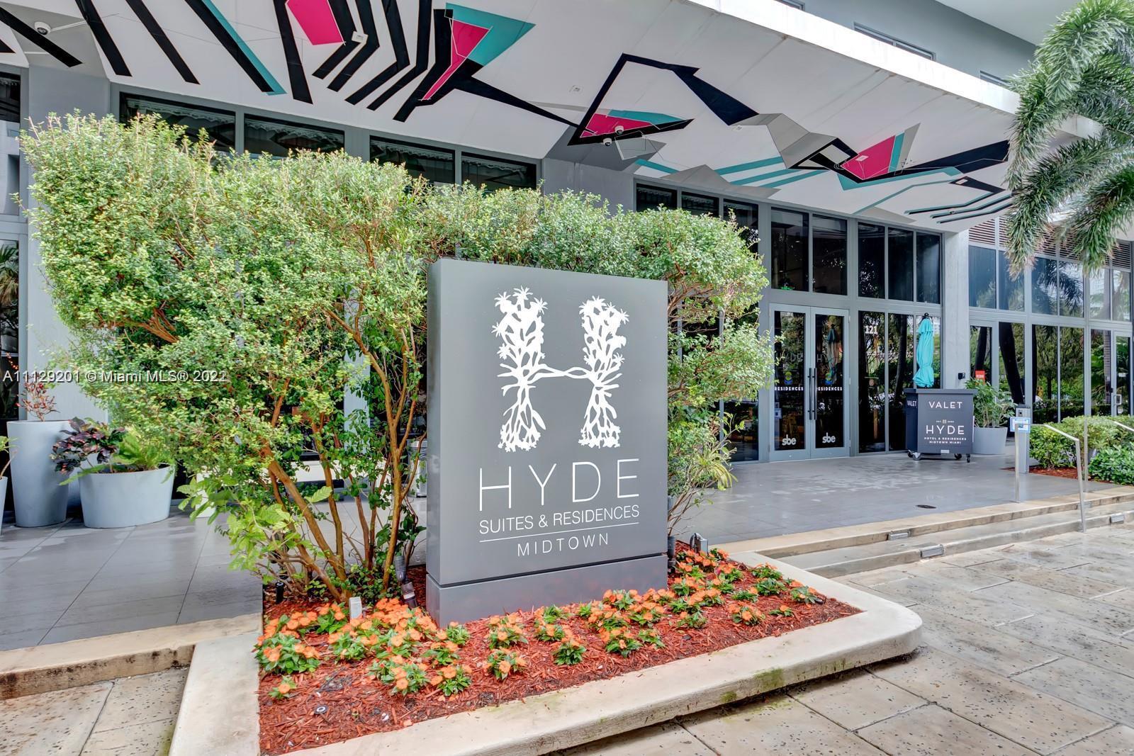 121 NE 34th st #2815