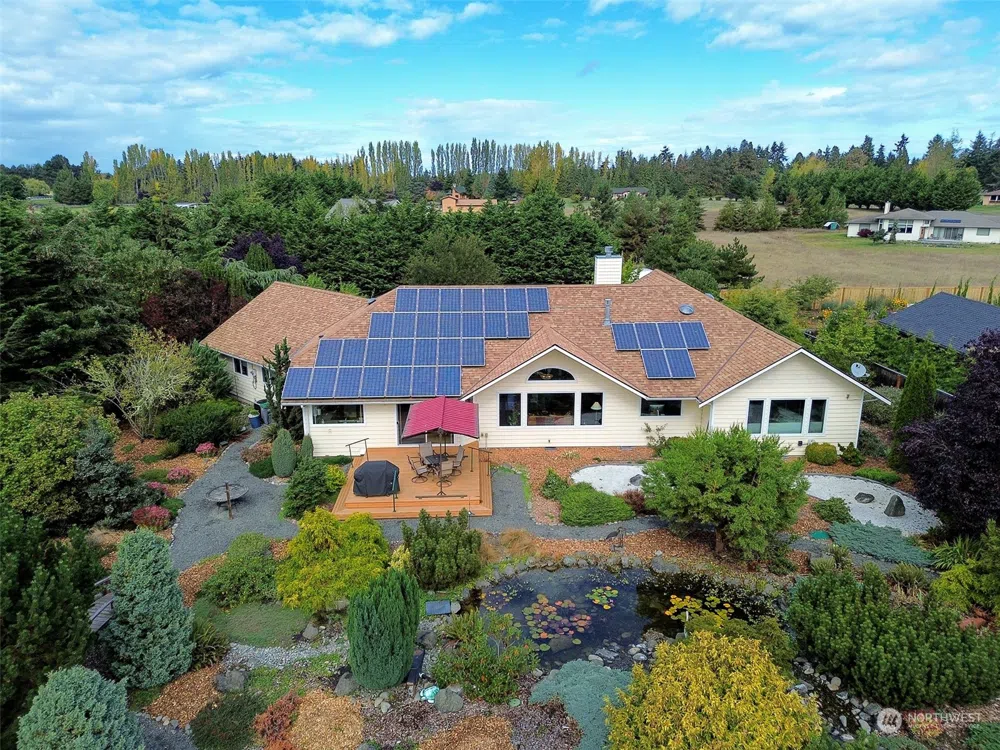 102 Galaxy View Court Sequim, WA 98382