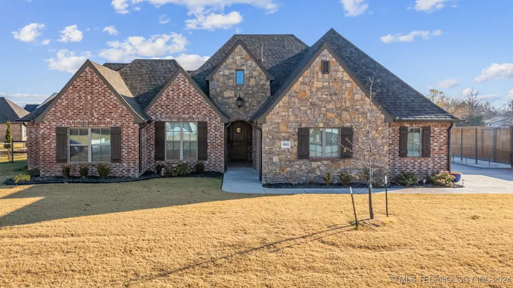 10611 159th EastAvenue Owasso, OK 74055