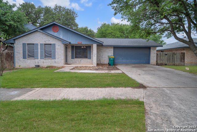 138 BLUEBONNET CIR