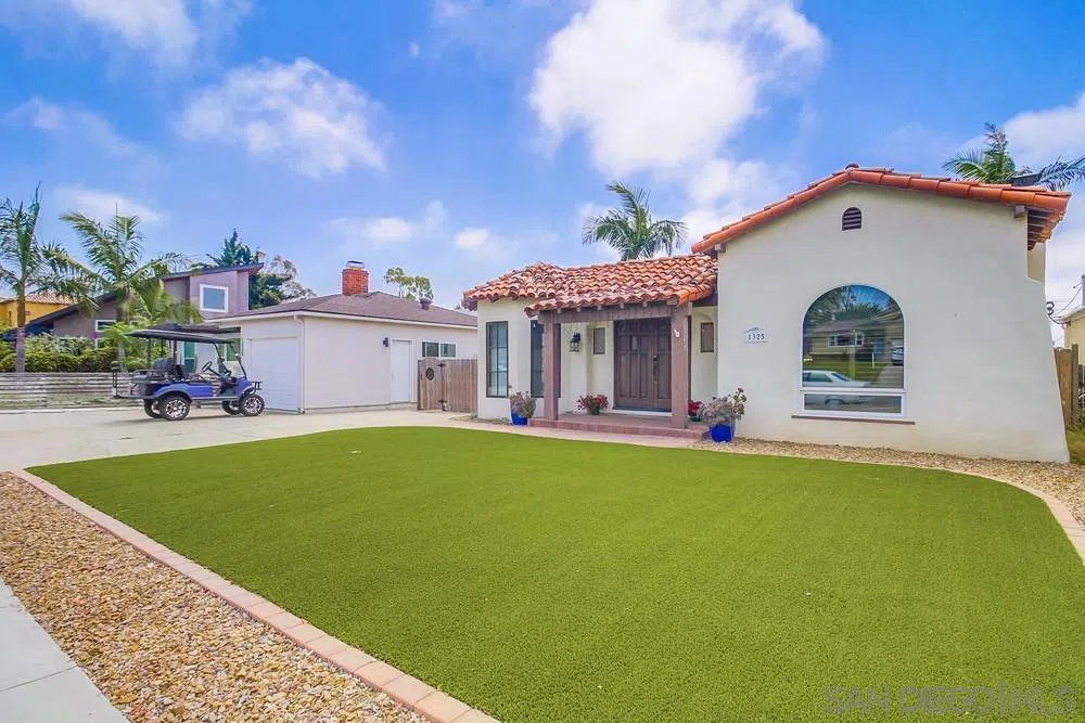 1325 Loring St San Diego, CA 92109
