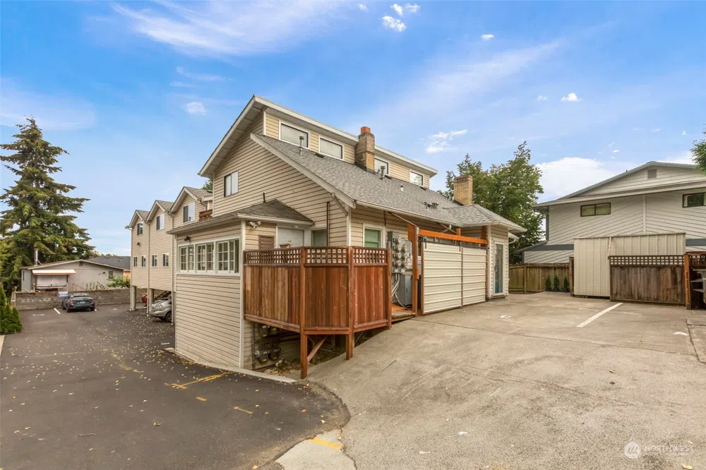 9480 Olson Place SW #A