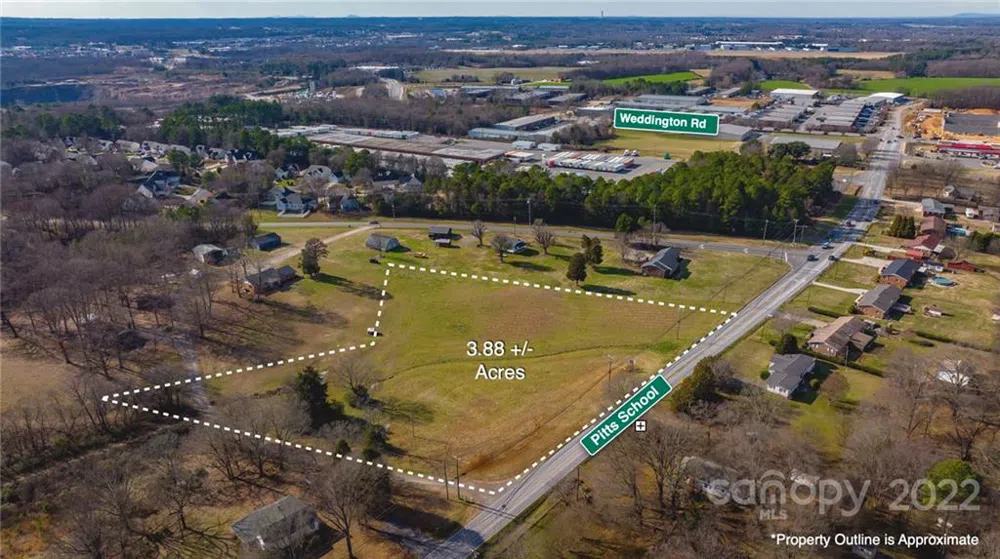 383 Pitts School Road NW