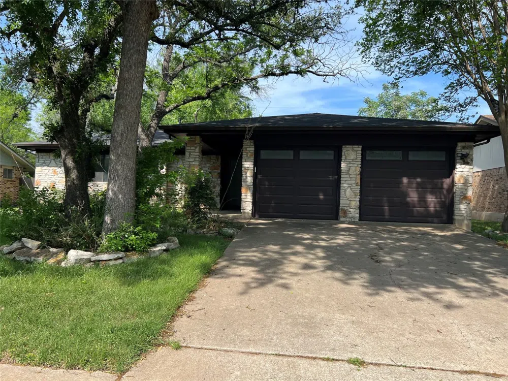 6206 Morning Dew Drive Austin, TX 78749