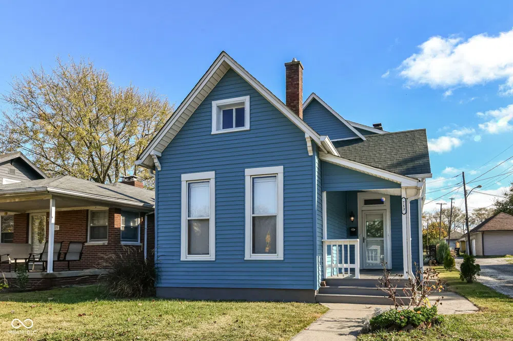 713 E Pleasant Run Pkwy S Drive