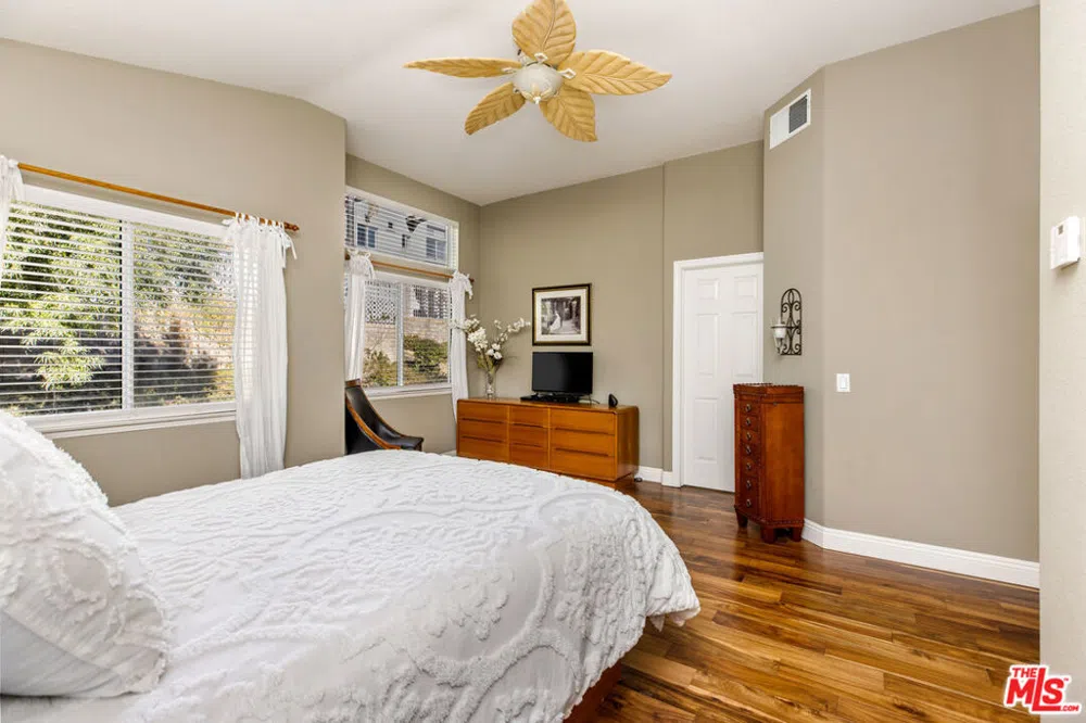 3083 Espana Lane Thousand Oaks, CA 91362