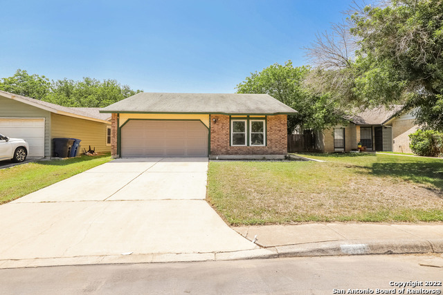 5111 MAYSPRING San Antonio, TX 78217