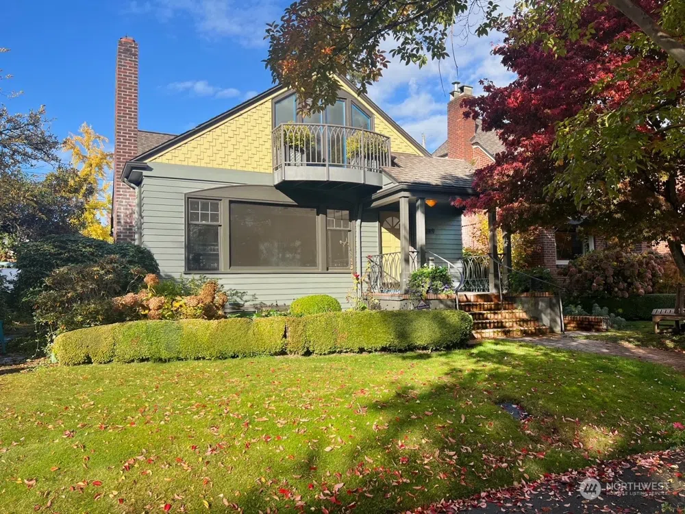 7249 W Green Lake Drive N