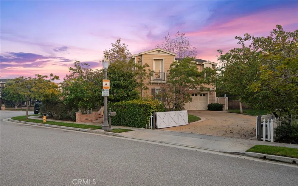 7360 Coastal View Drive