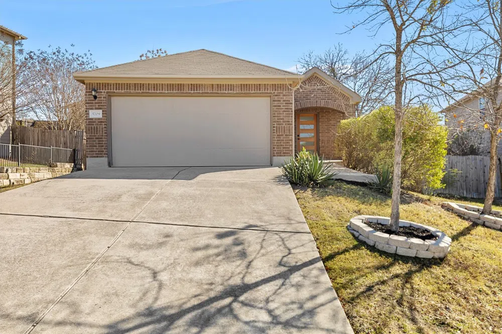 5709 Little Theater Bend