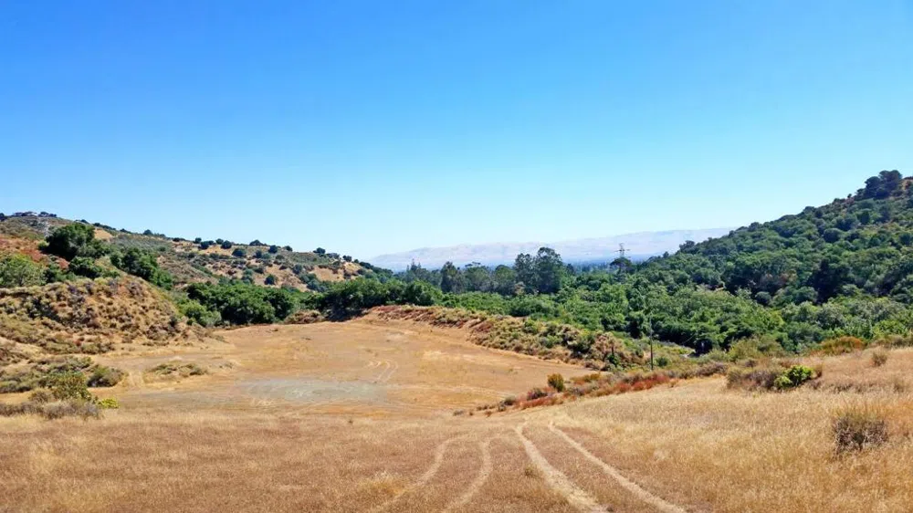 Stevens Canyon Road Cupertino, CA 95014