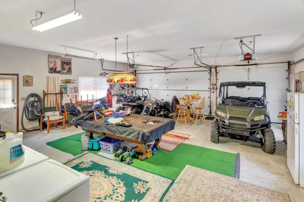 52467 Smith Road Bradley, CA 93426