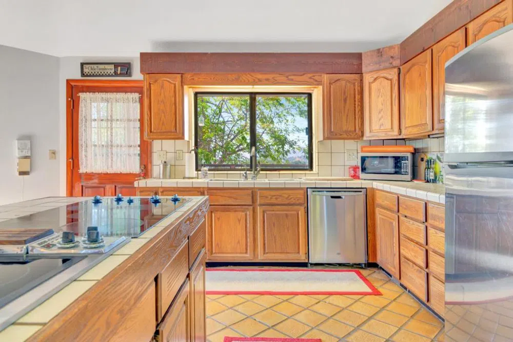 52467 Smith Road Bradley, CA 93426