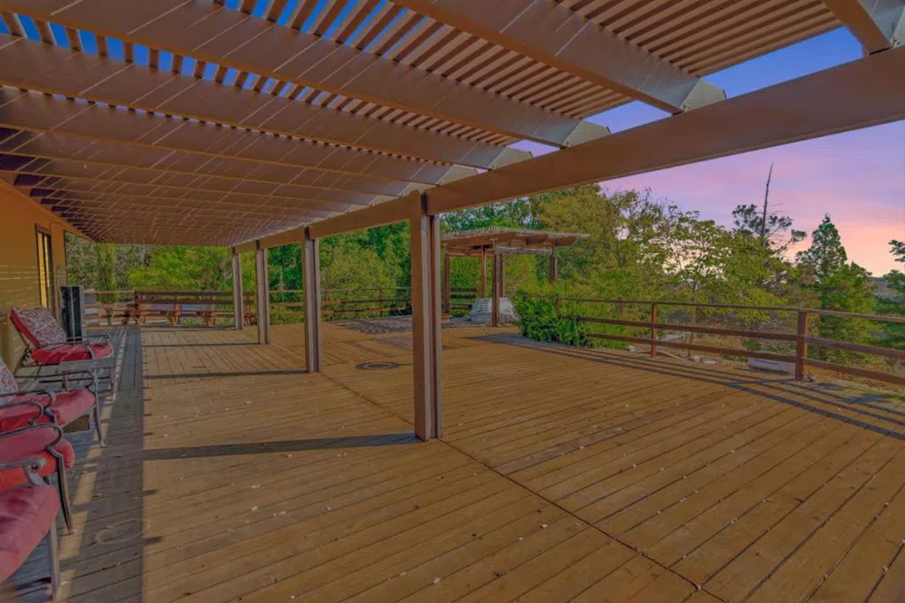 52467 Smith Road Bradley, CA 93426
