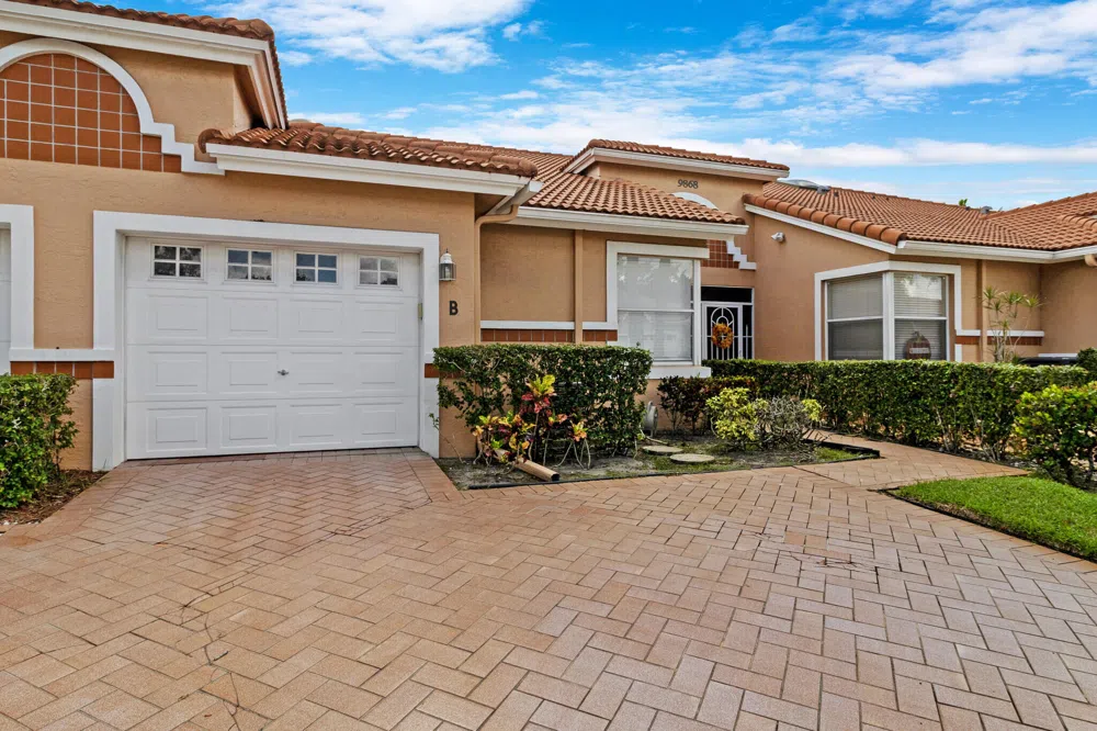 9868 Summerbrook Terrace #B