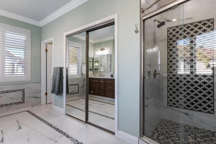 16 Wimbledon Circle Salinas, CA 93906