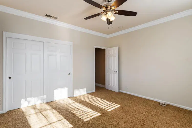 16 Wimbledon Circle Salinas, CA 93906