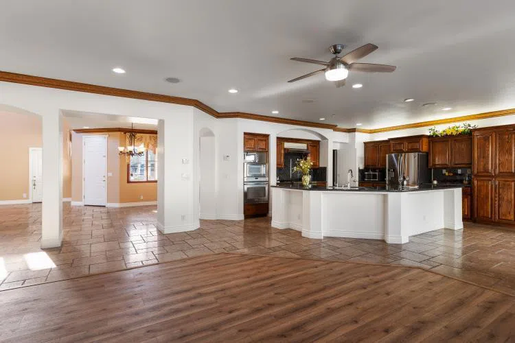 16 Wimbledon Circle Salinas, CA 93906