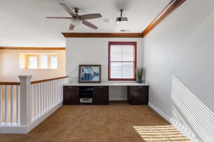 16 Wimbledon Circle Salinas, CA 93906