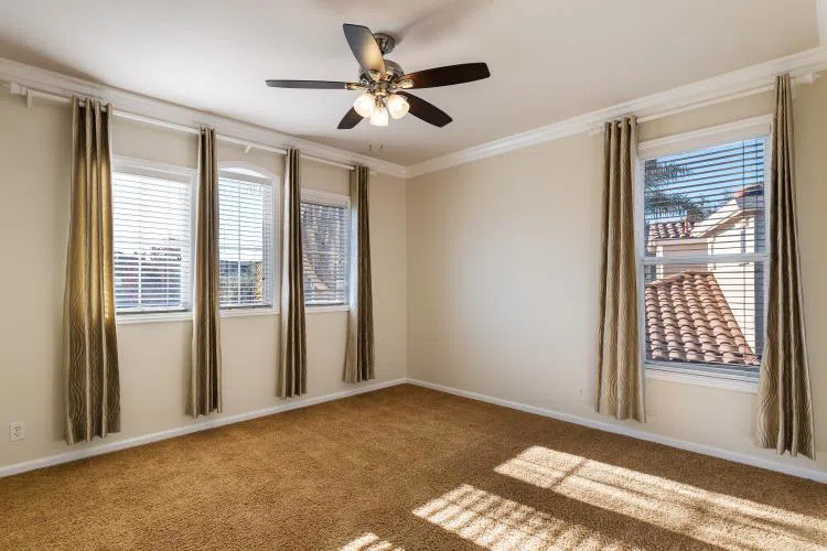 16 Wimbledon Circle Salinas, CA 93906