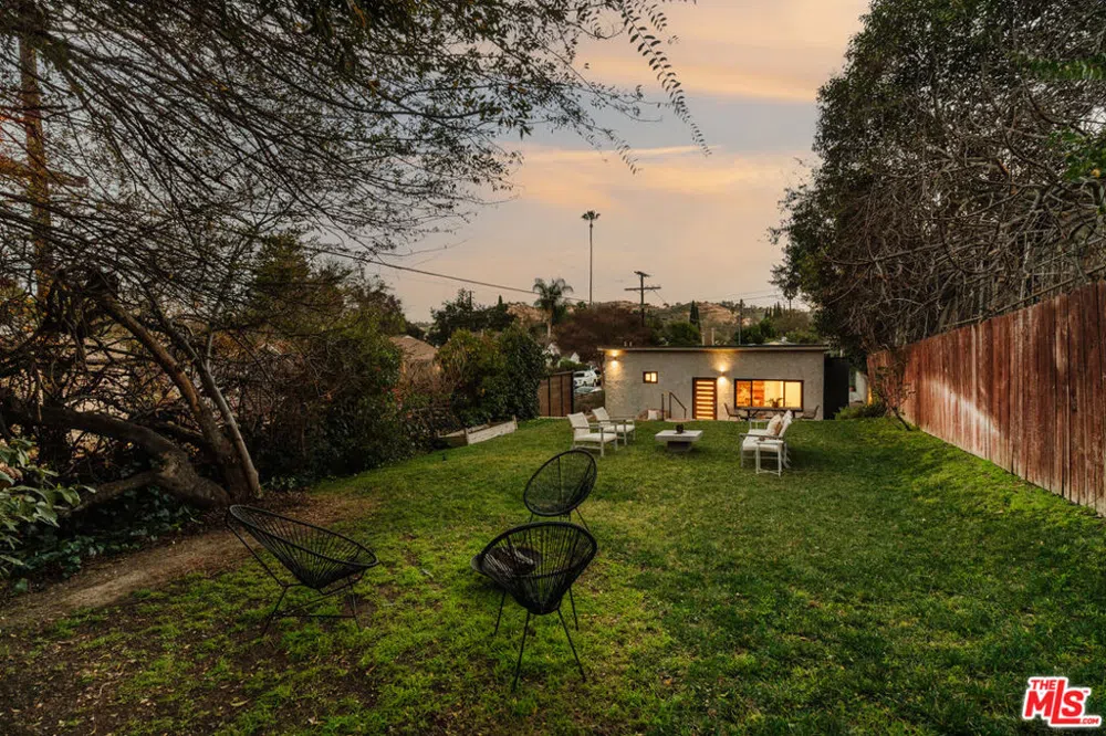 319 Shanley Avenue Los Angeles, CA 90042