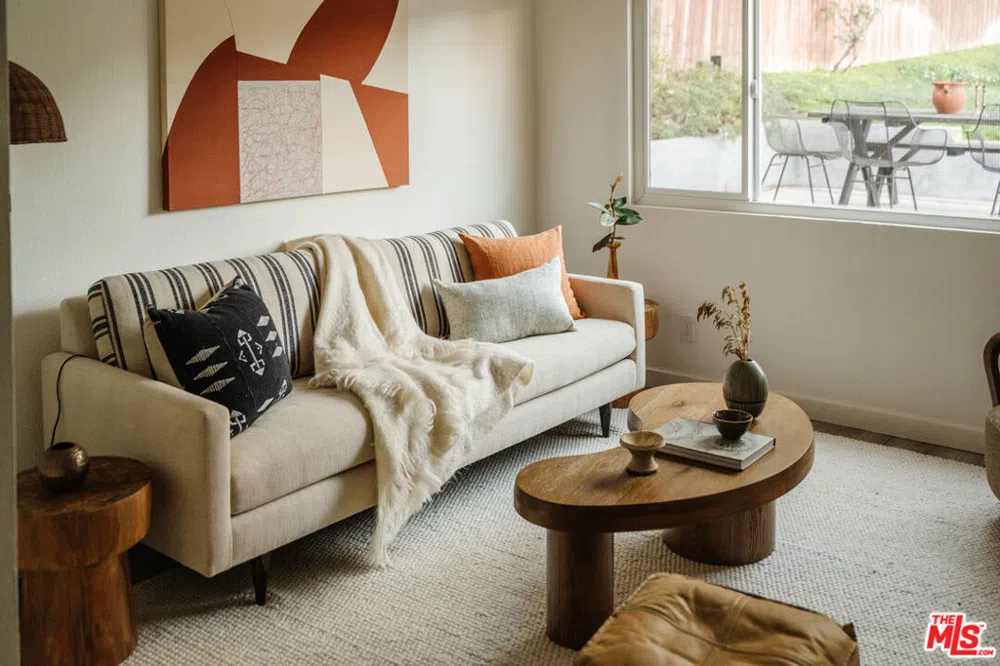319 Shanley Avenue Los Angeles, CA 90042