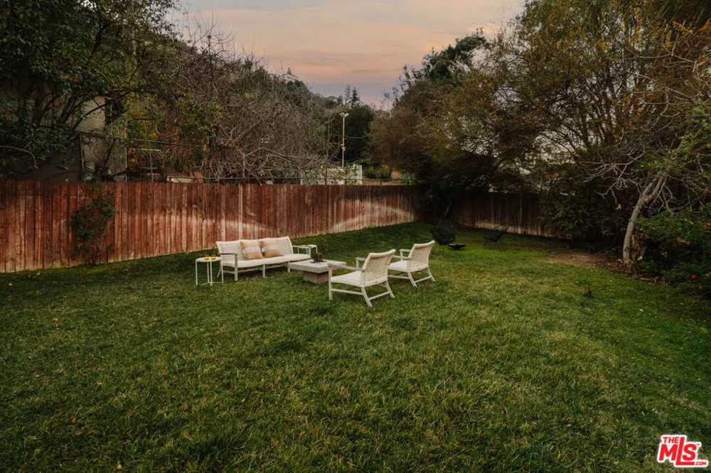 319 Shanley Avenue Los Angeles, CA 90042