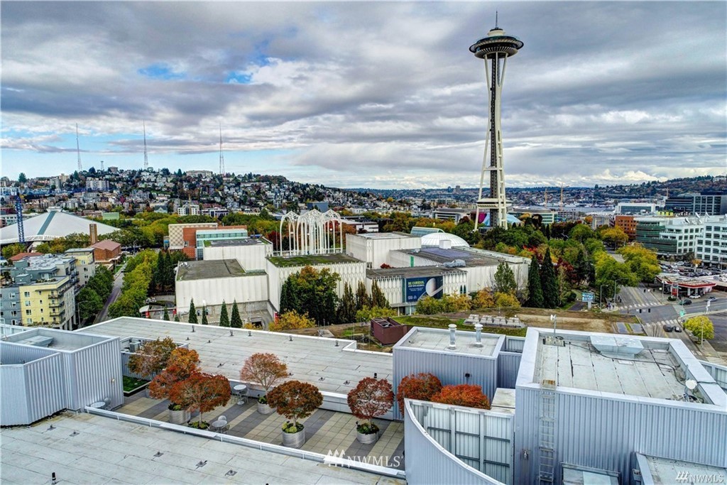 2911 2nd Avenue #904