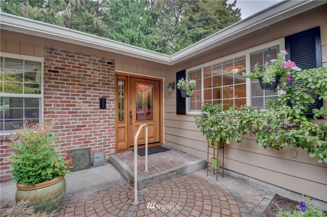 2316 SE Vista Street