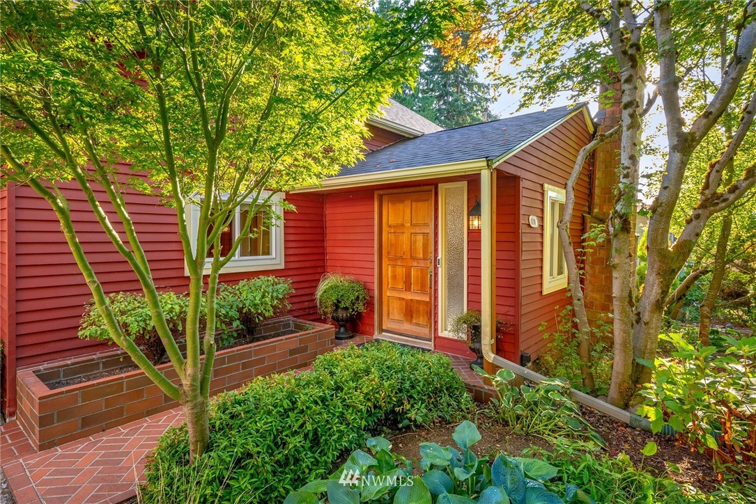 1639 NE 169th Street